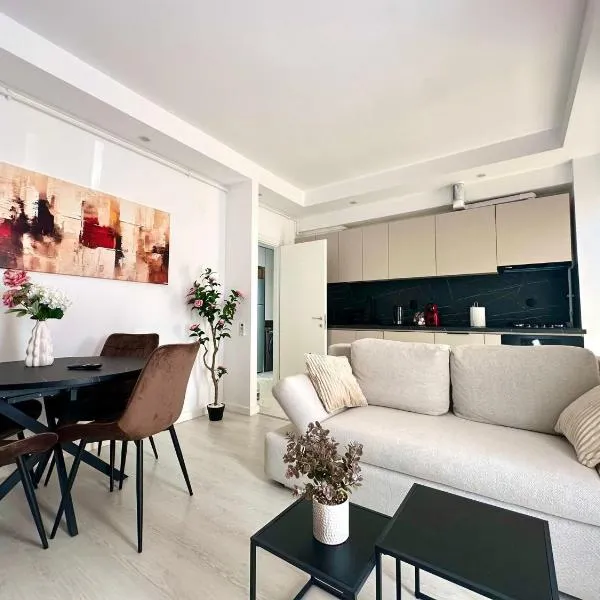 Stellara Garden #cosmopolis #6people，位于Tunari的酒店