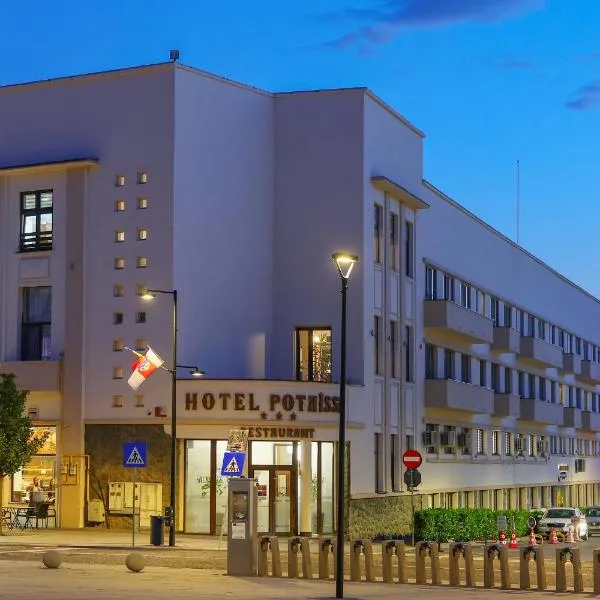 Potaissa Hotel，位于图尔达的酒店