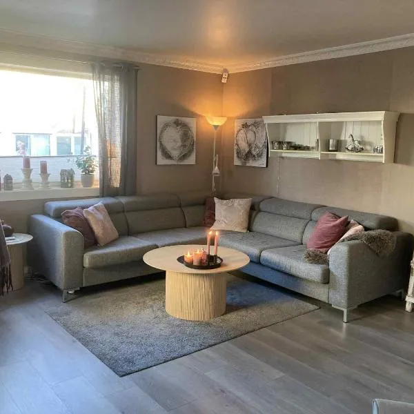 Sentral leilighet, nært tog, buss, sykehus og byen，位于波多的酒店