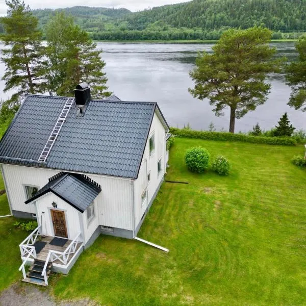 The Riverside，位于Undrom的酒店