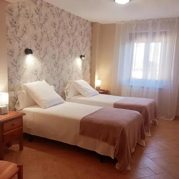 HOTEL RURAL ORQUIDEA，位于Velilla del Río Carrión的酒店