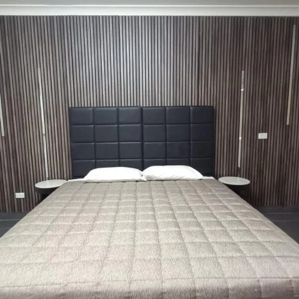 Cooee Motel，位于吉尔甘德拉的酒店