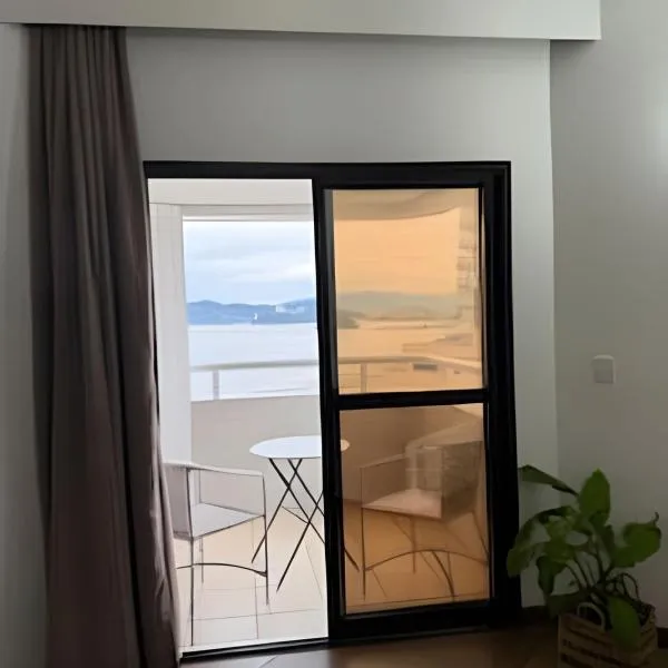 ARK Houses - Flat PetFriendly - Vista-Mar Piscina na Cobertura，位于桑托斯的酒店