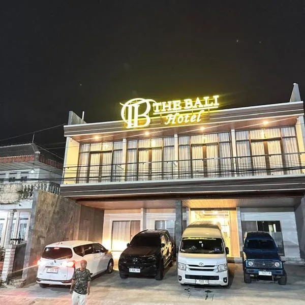 The Bali Hotel，位于Sumedang Utara的酒店