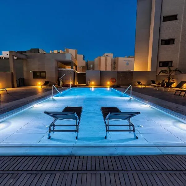 Vértice Indalo Almería，位于阿尔么丽亚的酒店