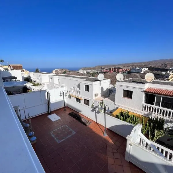 Malihana- Duplex con vistas y BBQ en Puerto Rico，位于莫甘的酒店