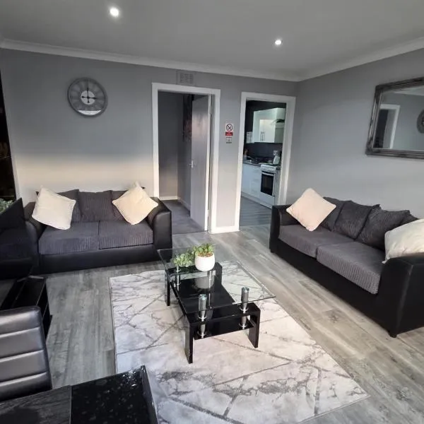 FM Homes & Apartments 3 Bedroom House Motherwell，位于马瑟韦尔的酒店