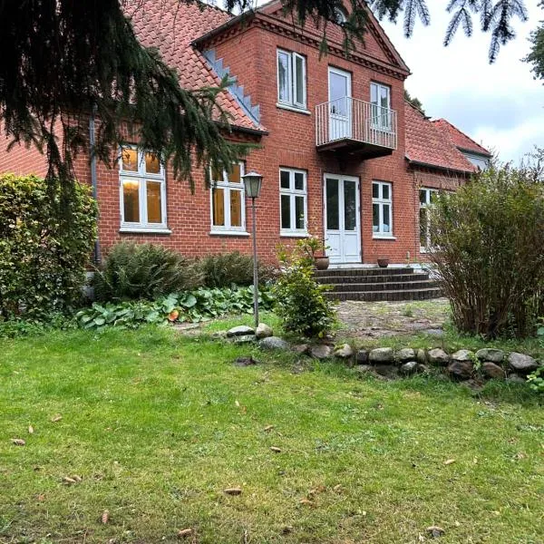 Pine Haven，位于欧登塞的酒店