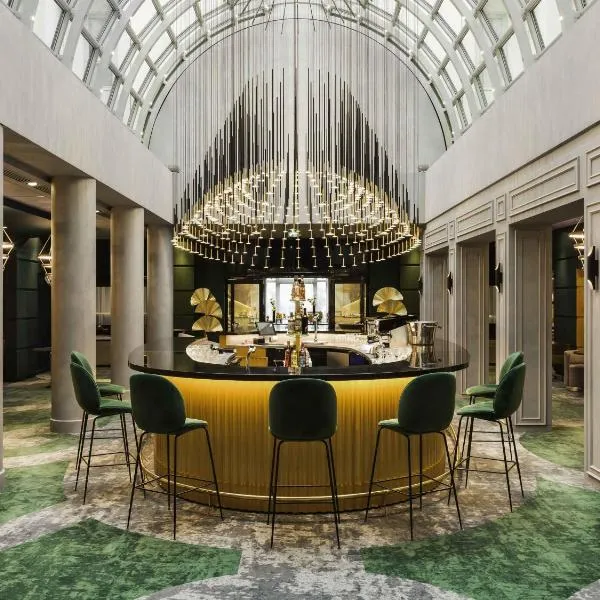 Le Louis Hotel Versailles Château - MGallery Collection，位于凡尔赛的酒店