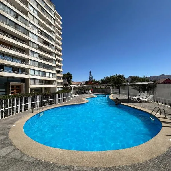 Departamento en condominio Los Carrera 2092 a pasos casino Antay，位于科皮亚波的酒店