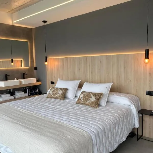 Hospedium Hotel Devalar Do Mar，位于卡马里尼亚斯的酒店