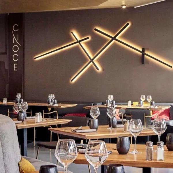 诺沃特玛娜瓦雷克雷吉安酒店，位于科累堑的酒店