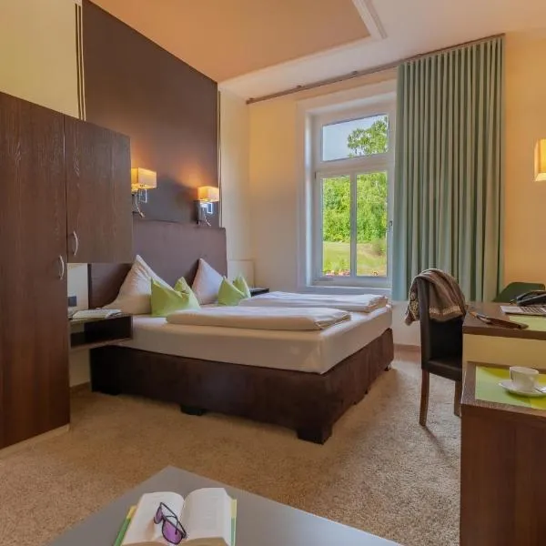 拜德雷布尔格公园酒店，位于Bad Rehburg的酒店