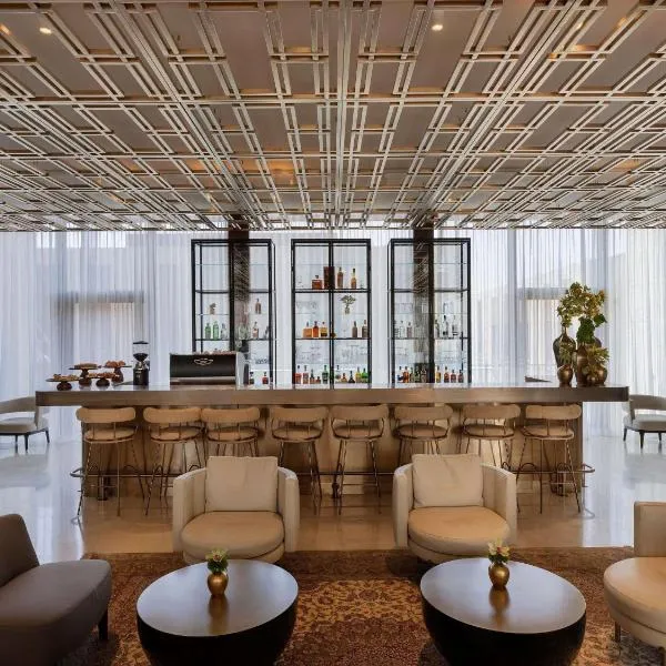 Theatron Jerusalem Hotel & Spa - MGallery Collection，位于耶路撒冷的酒店