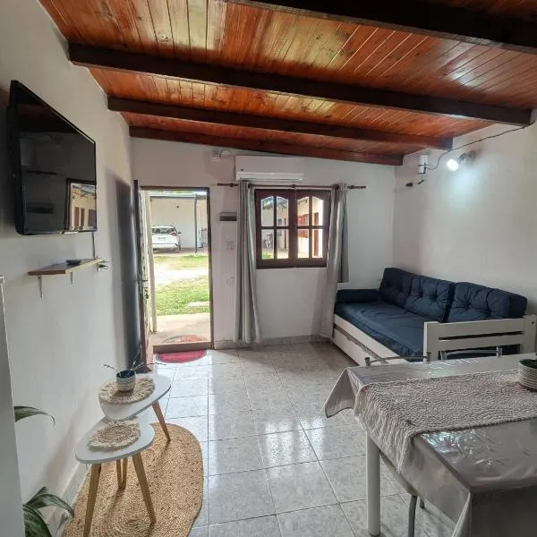 Di Arte 1 - A 200 metros de la Terminal - con Cochera，位于福尔摩沙的酒店