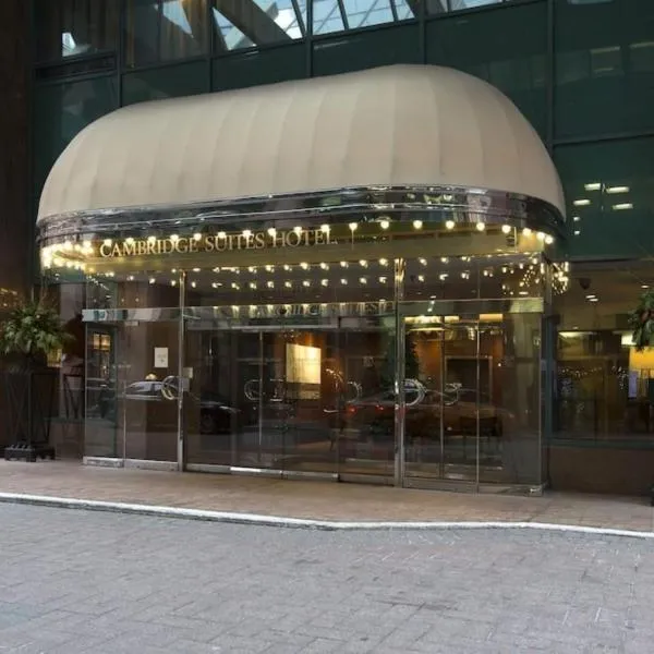 多伦多剑桥套房酒店，位于多伦多的酒店