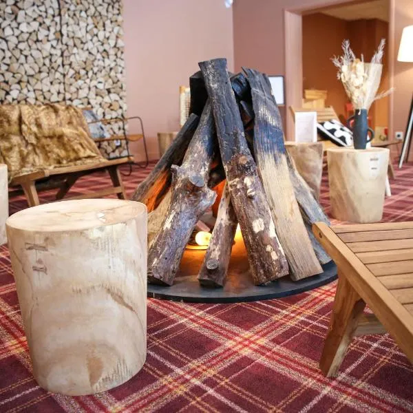 Hôtel Le Refuge des Sources，位于迪涅莱班的酒店