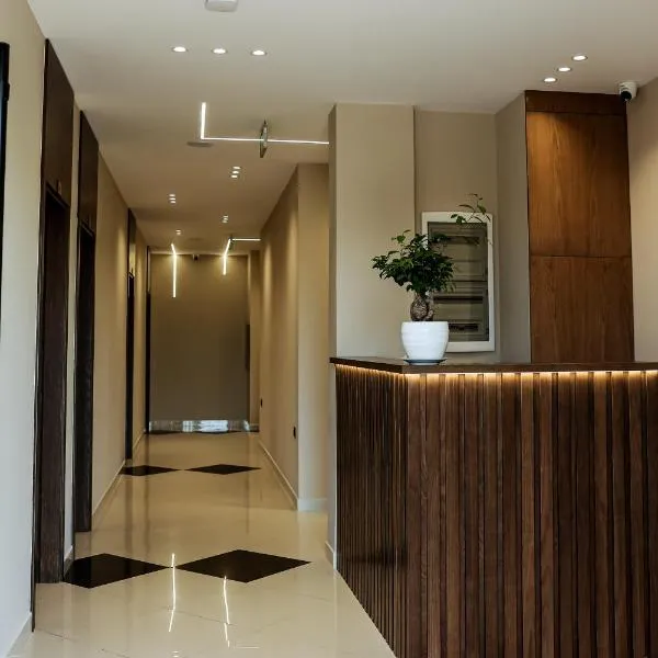 OLI Hotel，位于Fushë-Krujë的酒店