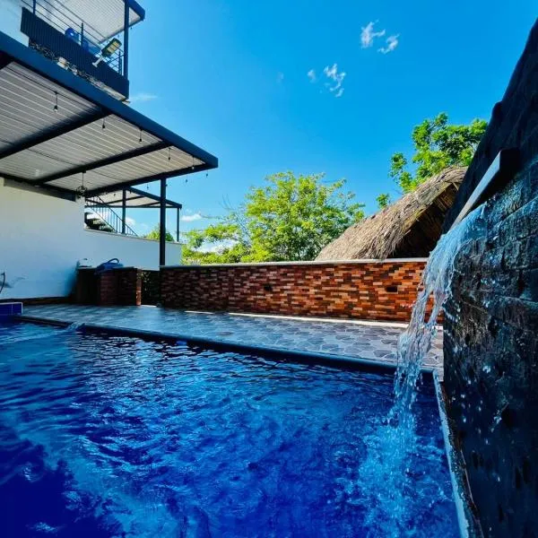 Villa Paraíso Nápoles，位于多拉代尔的酒店