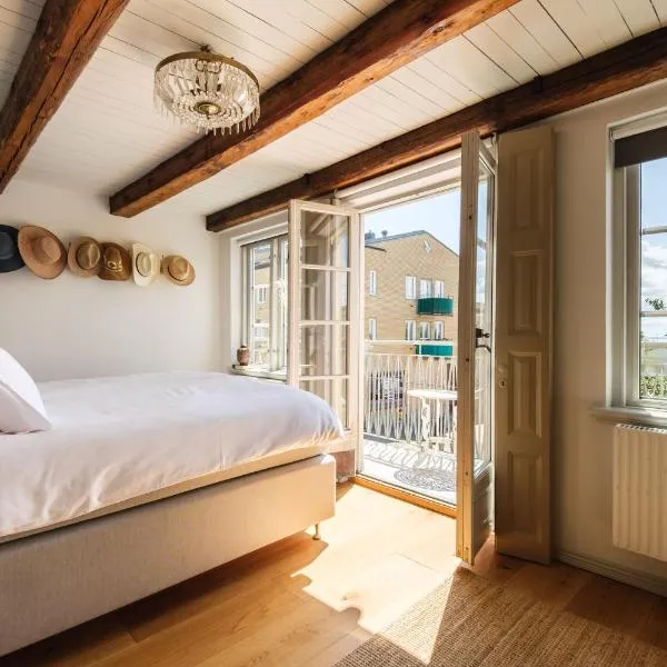 Köpmans Boutique Hotel & Bistro，位于赫加奈斯的酒店