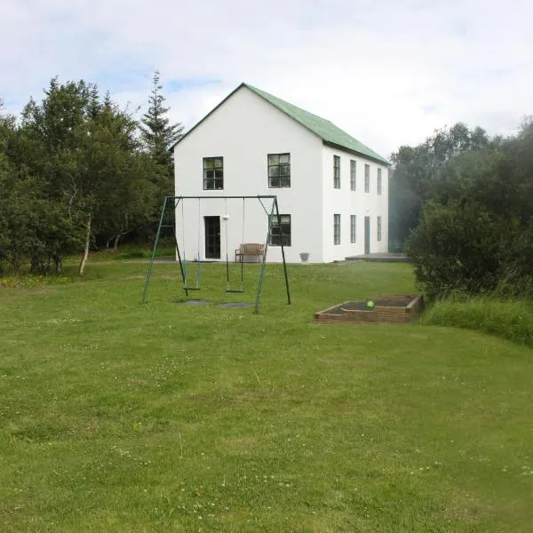 Guesthouse Hraunbaer，位于Aðaldalur的酒店