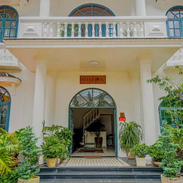 Chu Mansion - Chill & Grill and Pickeball，位于天城的酒店