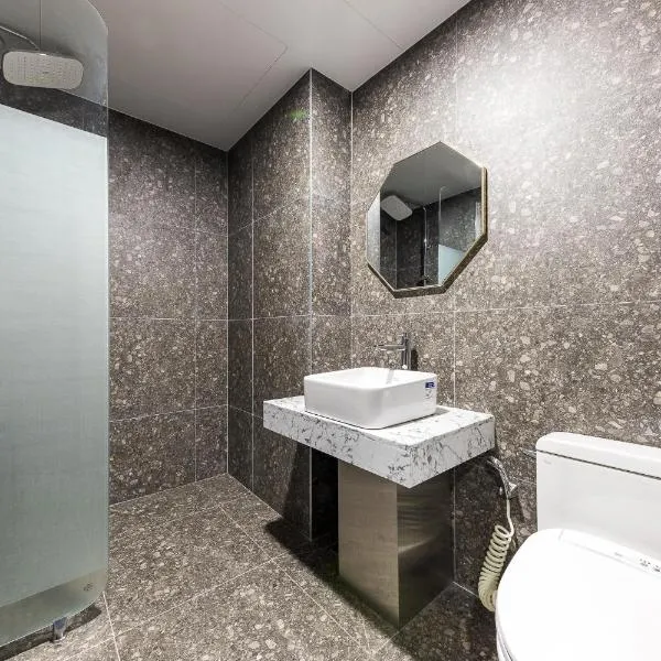 Hotel 24st Prestige，位于Seosan的酒店