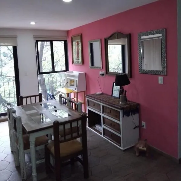 Amplio, equipado con vistas a jardín en el corazón CDMX,位于墨西哥城的酒店