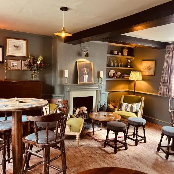 The Eight Bells Inn, Bolney，位于Bolney的酒店