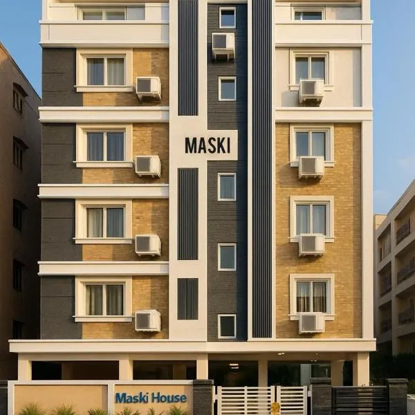 Hotel Maski Suties，位于Kondapur的酒店
