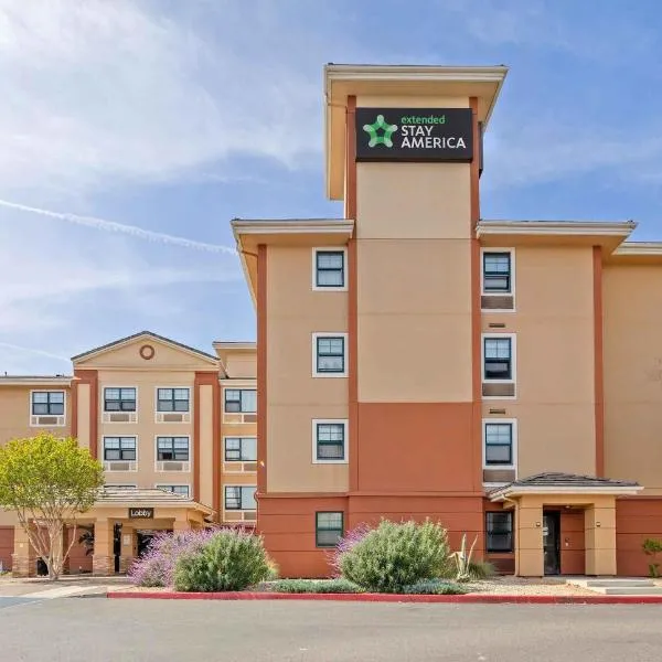 美式长居酒店 - 洛杉矶 - 波尔班国际机场，位于伯班克的酒店