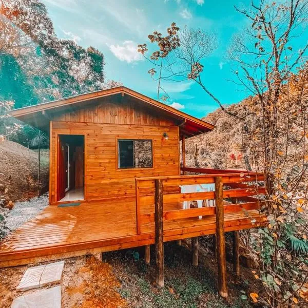 cabanasbomjesus，位于圣阿马鲁-达因佩拉特里斯的酒店