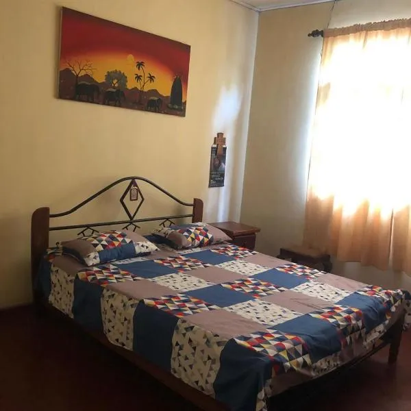 Katys Lodge，位于贾埃勒的酒店