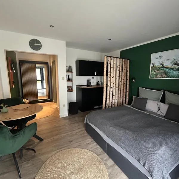 Ferienwohnungen mit Feldblick，位于什未林的酒店