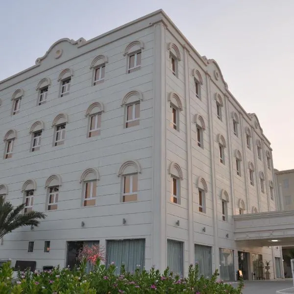 皇家花园酒店，位于Al Khuwayrīyah的酒店