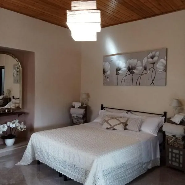 La Mora，位于Castelvecchio Calvisio的酒店