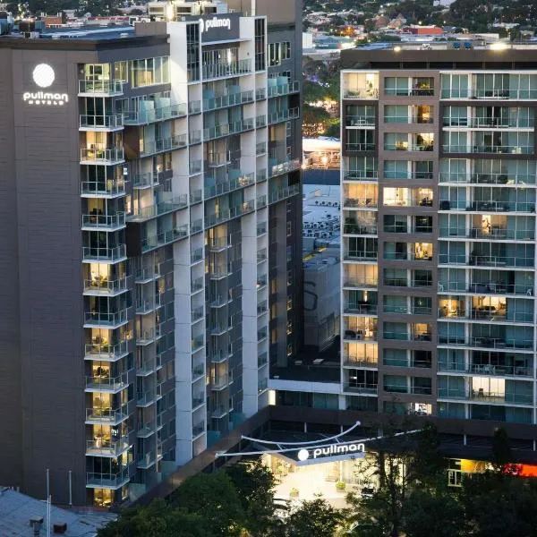 阿德莱德铂尔曼酒店，位于阿德莱德的酒店