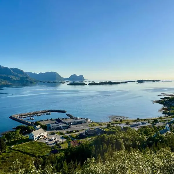 Yttersia Base，位于Senja的酒店