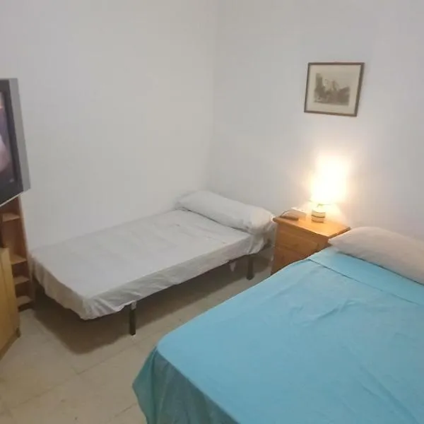 Habitacion 3 personas en Toledo，位于托莱多的酒店