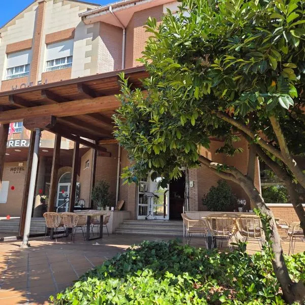 Hotel Las Moreras，位于莱昂的酒店