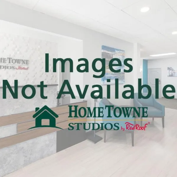 HomeTowne Studios by Red Roof Chantilly，位于尚蒂伊的酒店