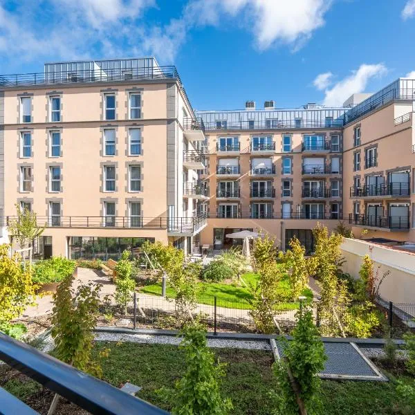 Résidence Domitys Les Belles Lettres centre ville face à la Gare 20 mn de Paris，位于埃尔布莱的酒店