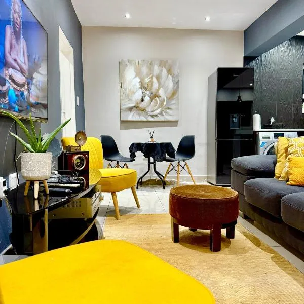 Umoya Executive Apartment，位于姆巴巴内的酒店