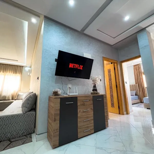 Modern and quiet apartment，位于贝尼迈拉勒的酒店