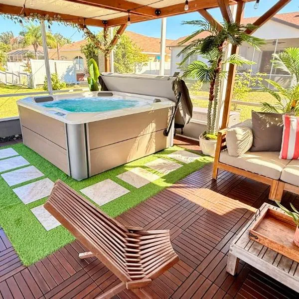 Spacious 5BR Private Home, Private Pool & Salt Water Spa, Minutes from Beaches，位于布雷登顿的酒店