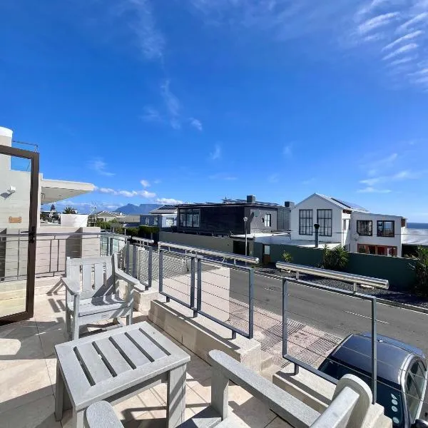 Blouberg Village Place，位于开普敦的酒店