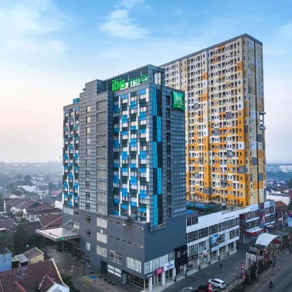 ibis Styles Bekasi Jatibening，位于贝克西的酒店