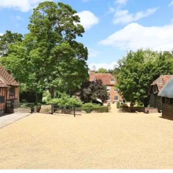 The Thatched Barn，位于泰姆的酒店