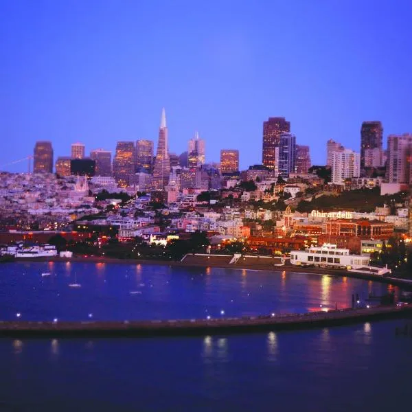 赫利塔兹普莱斯哥罗多利广场费尔蒙酒店，位于旧金山的酒店