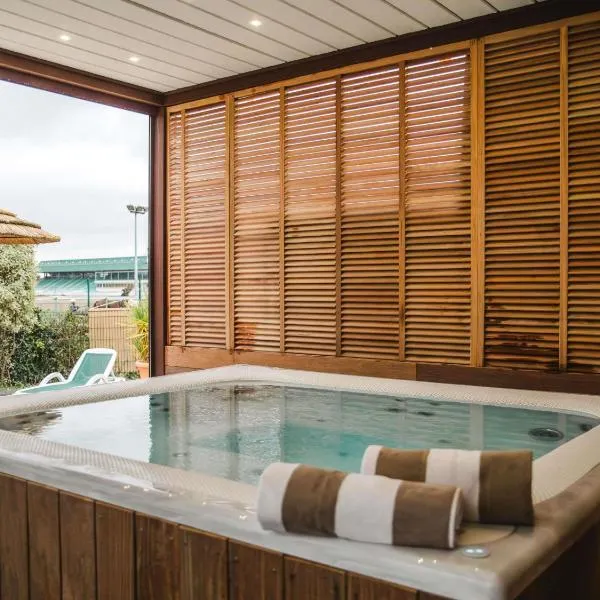 Mercure Cabourg Hôtel & Spa，位于卡布尔的酒店